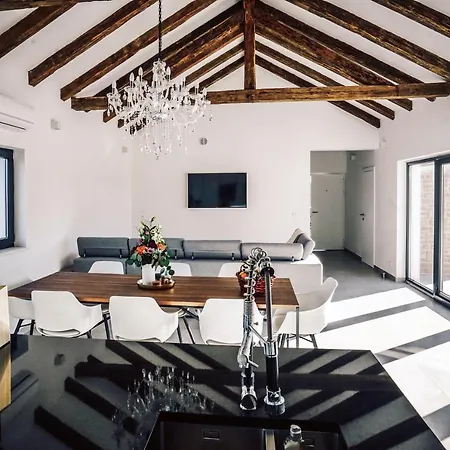 Villa Mala Zadar *